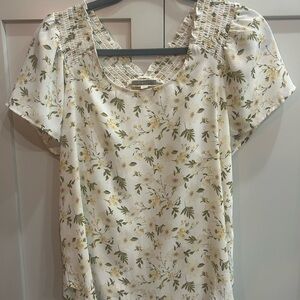 Pleione Cream Floral Blouse Flowy smocked cottage beach core